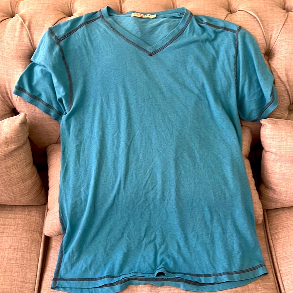 LIKE NEW AGAVE DENIM V NECK SHIRT SIZE LARGE
